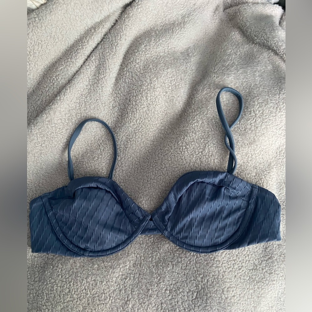 a & f bikini top